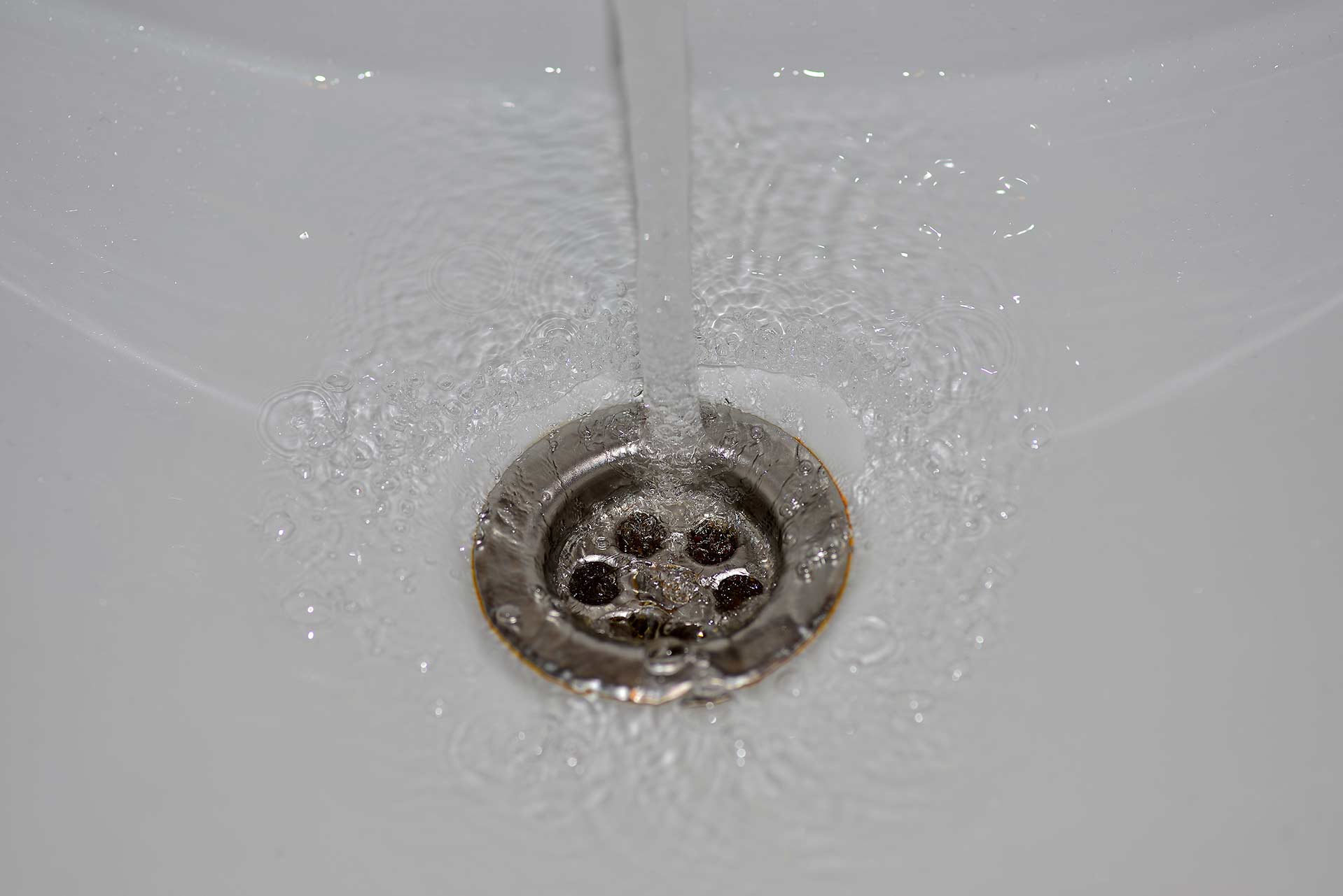 A2B Drains provides services to unblock blocked sinks and drains for properties in North Shields.